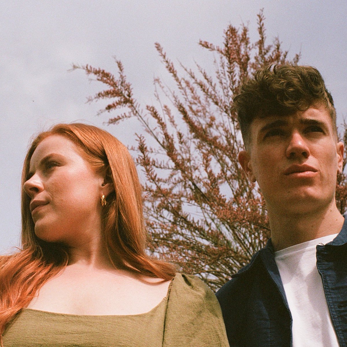 ‘Tell Me’ is now yours for the keeping! 

We had such a good time making it and hope it brings you some goodness too. 

You can listen and watch the live version here: slinky.to/TellMe