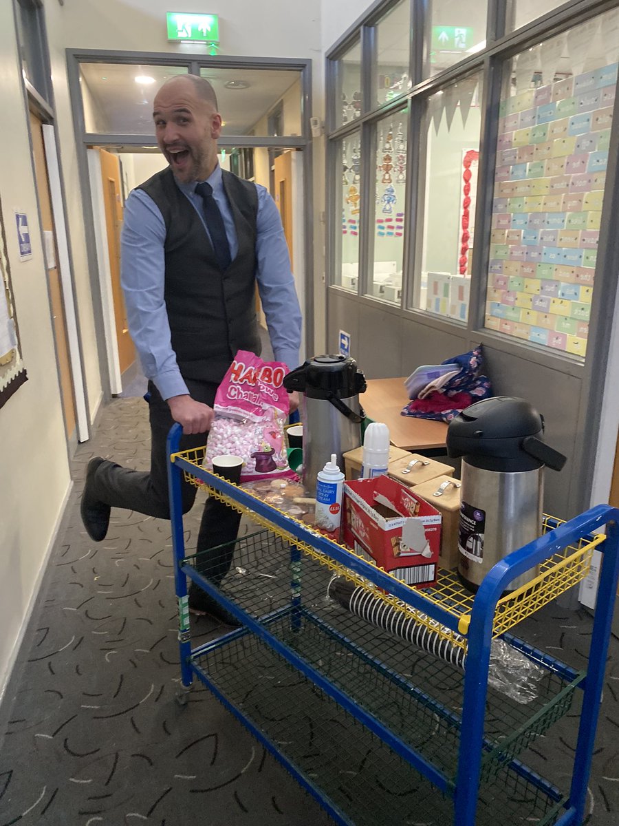 What can I say apart from brilliant...our own personal hot choc delivery on wheels from the boss <a href="/HalilMrT4Real/">HalilMrT - Official</a> Thank you! 😊