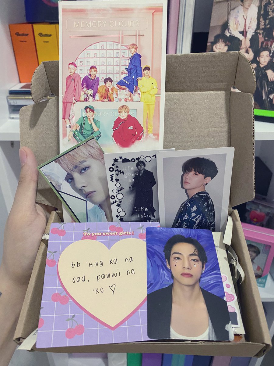jncldn's tweet photo. AAAAAAHHHHH!!! umuwi na ngaaaa!! huhuhu naiiyak ako, hirap na hirap ako magpauwi ng album pc kaya napagdesisyunan kong ipush na to. thank you soo much @SUUMCART for sending home my baby to me. sobrang ganda ng packaging, ng freebies, super secured.🥹💜 https://t.co/beJqZC6mDD