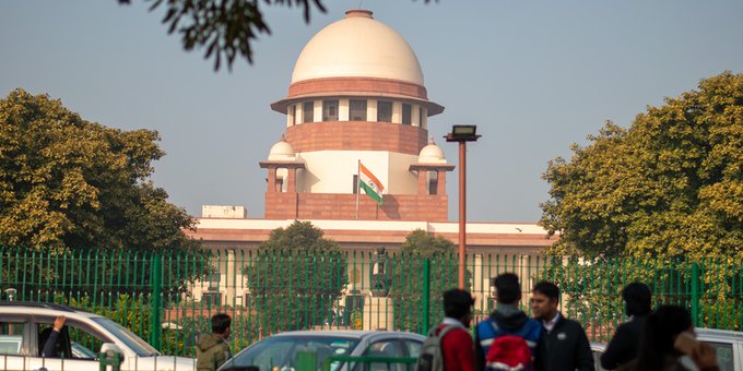 UpdateDisaster's tweet photo. #BoardExams2022: #SupremeCourt hearing on plea to cancel #cbseterm2, CISCE, other offline exams today https://t.co/26ToIkQhEh