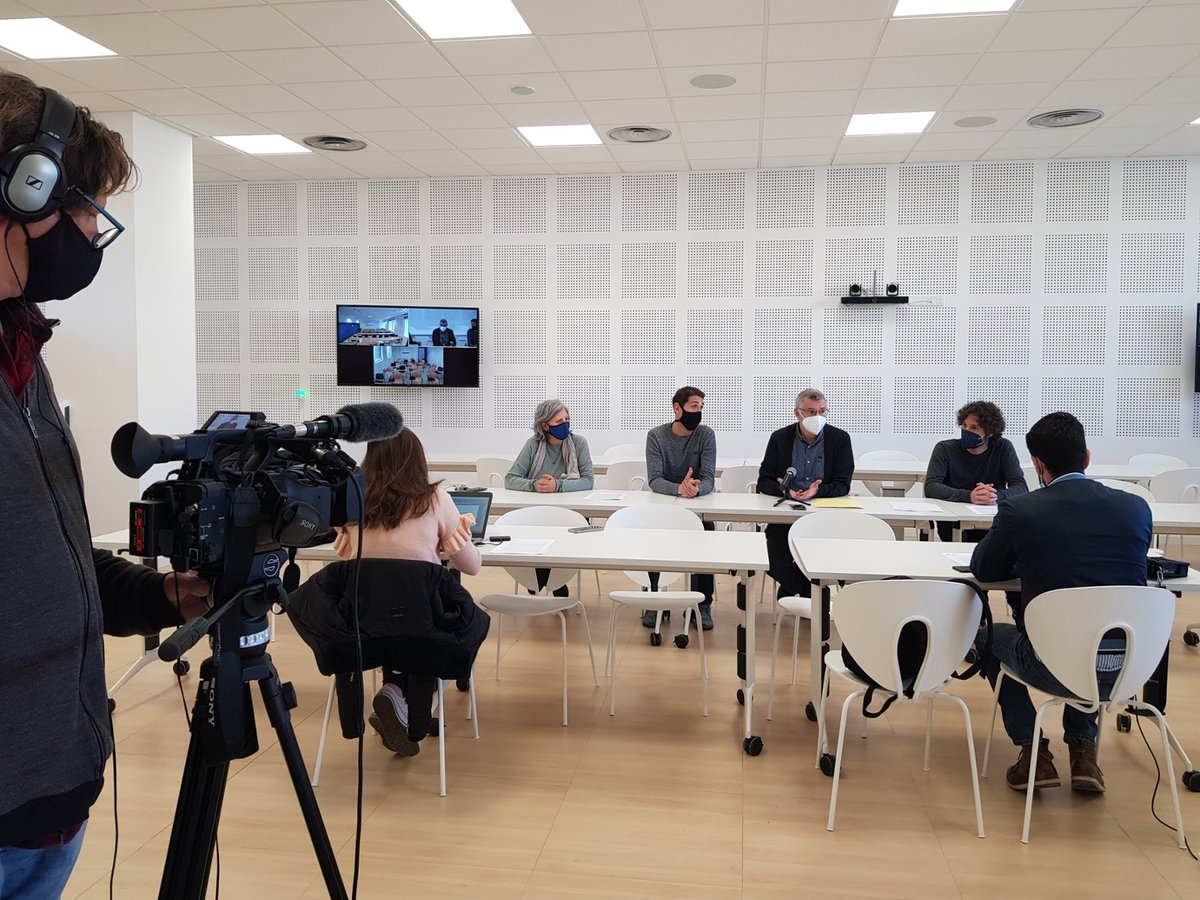 UIBuniversitat's tweet photo. 🧑‍🏫 Els estudis i els espais de la Facultat d'@EducacioUIB estan d'estrena!

📢A partir de l'any que ve, oferirem el DOBLE GRAU d'Educació Infantil i Primària (al #campusUIB, a la #SeuMenorcaUIB i a la #SeuEivissaFormenteraUIB) 👉 https://t.co/Gy0cU8TCoF

⬇️Més novetats⬇️ https://t.co/AdJNPrCxGU