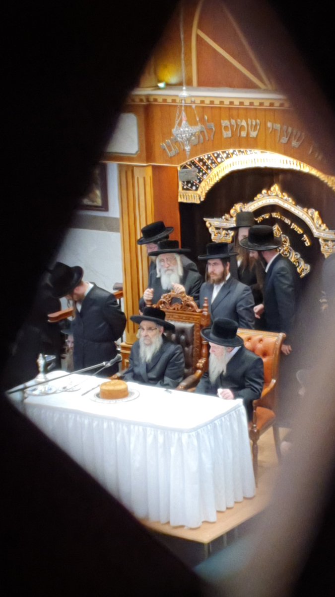 SatmarMCR's tweet photo. קבלת פנים עם ילדי ת"ת https://t.co/UnAPVK6ynR