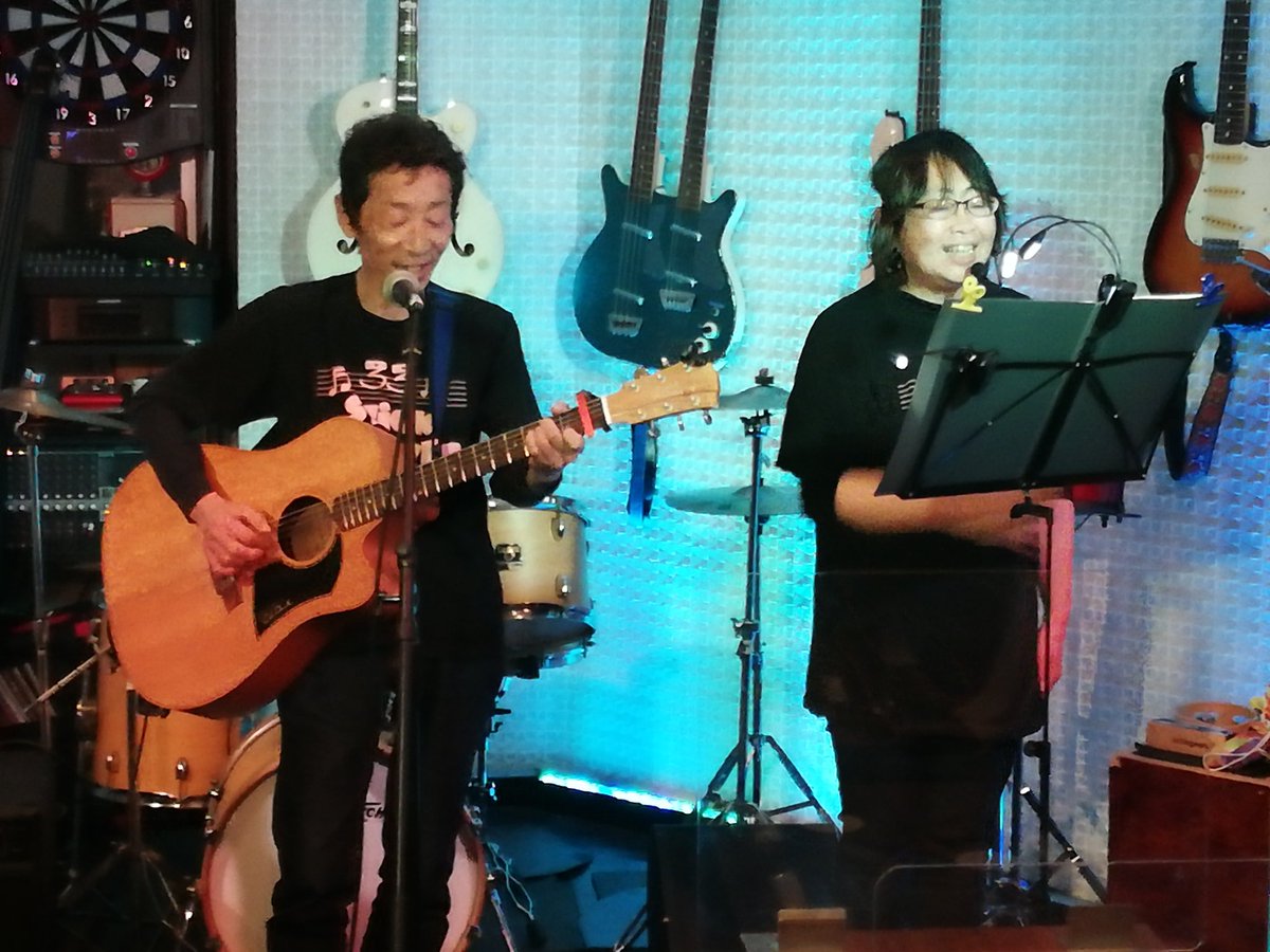 kanansara's tweet photo. 2月20日 (日)
柏animariaのオープンマイク
あんてぃっくは恋をテーマに歌いました
途中で歌ったのは
この曲
https://t.co/TOdg5DWPpv
杏奈さん変な事ばかり言うからそりゃみんな笑うしコメント困るわ😂😂
#柏 #杏奈 #あんてぃっく #animaria #オープンマイク @anna515cajon https://t.co/8mChebOWVV