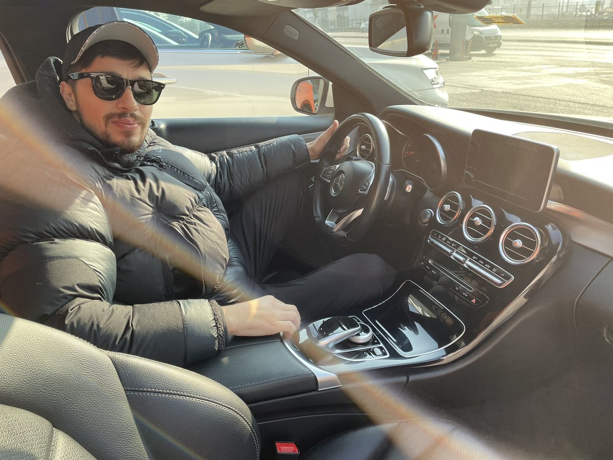 MoodyOwlNFT's tweet image. I reached 100,000 followers today at #NFT space🌟

I am honored to be one of the biggest influencers in the NFT community and i bought myself a nice #Mercedes in honor of this🎁

Thanks you #NFTCommumity thank you too everyone🚀

We will grow together we will be rich together🦁