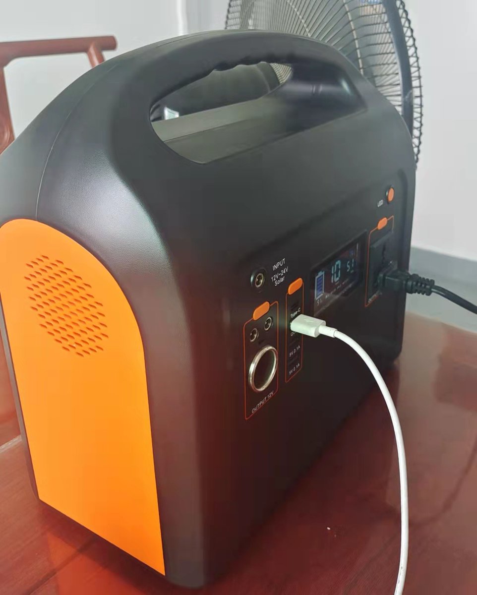 台湾均皇股份出口产品：应急电源
Export products of Taiwan Sovereign  Co., Ltd.: emergency power supply