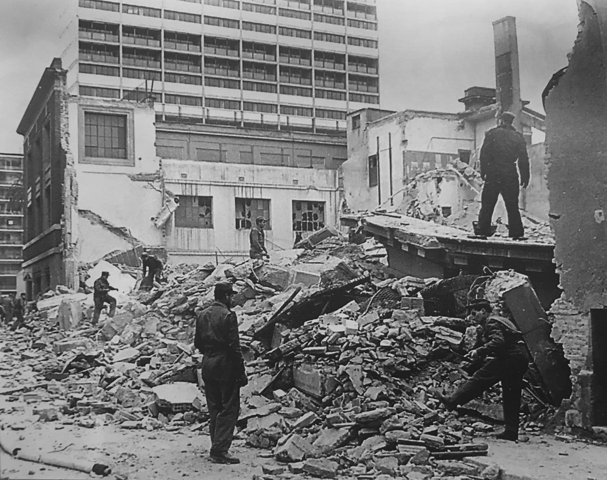 #TalDiaComAvui de 1962, fa 60 anys, s'ensorrava la sederia Batlló, a #Gràcia, provocant la mort de sis treballadors.
