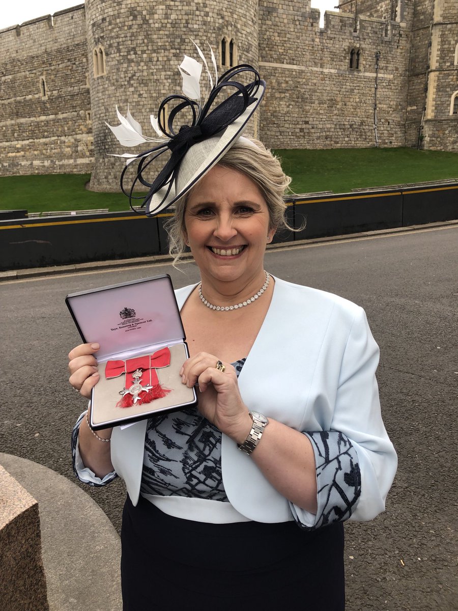 NHSHomerton's tweet photo. Warm congratulations to ⁦@CatherinePelley⁩ who was at Windsor Castle today to receive her MBE from HRH The Princess Royal. https://t.co/iCwkQAJMVK