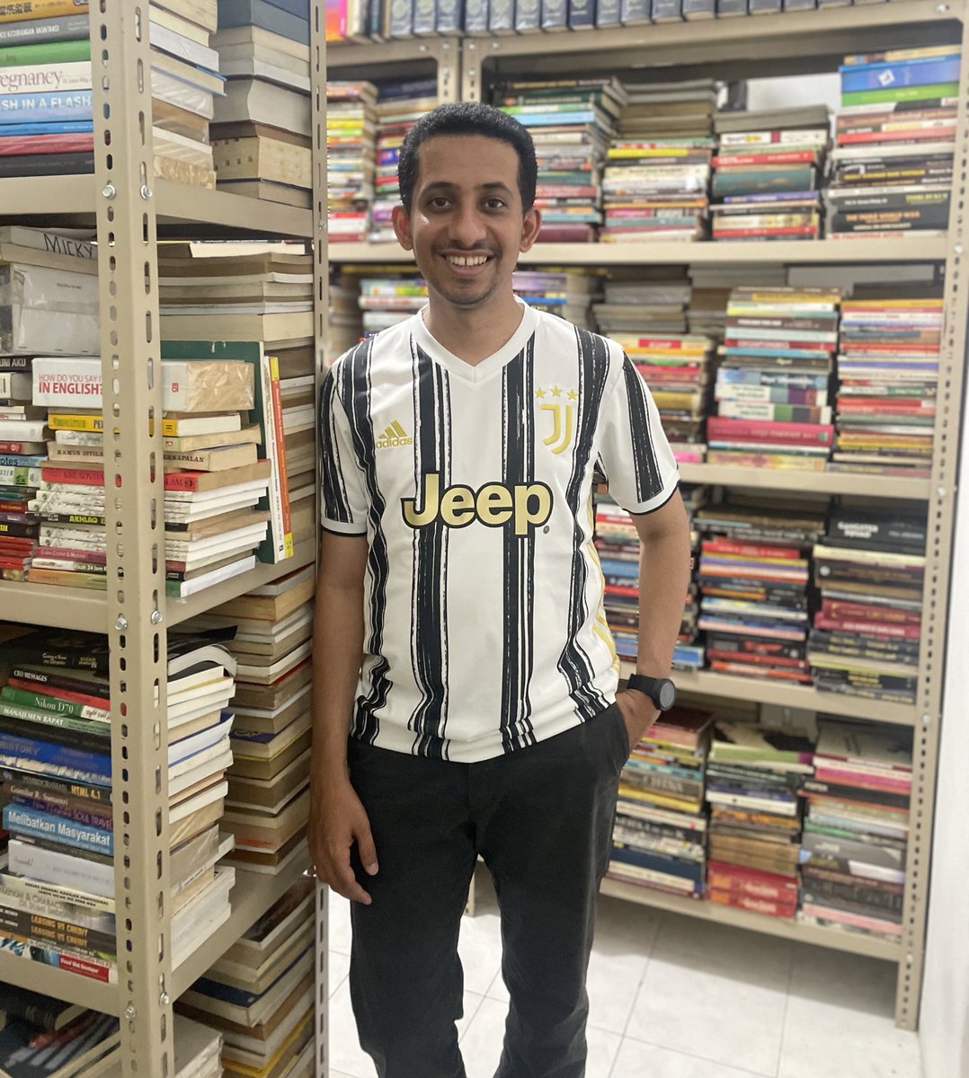 Husen_Jafar's tweet photo. Aku Juventini! Kalian? https://t.co/0Q8grr4J6Z