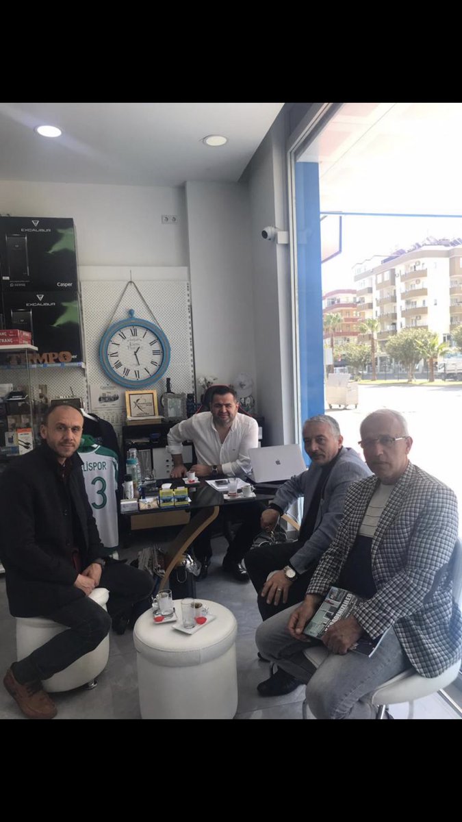 Anavatan Partisi Alanya İlçe Başkanlığı olarak bugün Alanya Karadenizliler derneği başkanı Muhammet Köse başkanımızı ziyaret ettik. Misafirperverliği ve hoş sohbeti için teşekkür ederiz.