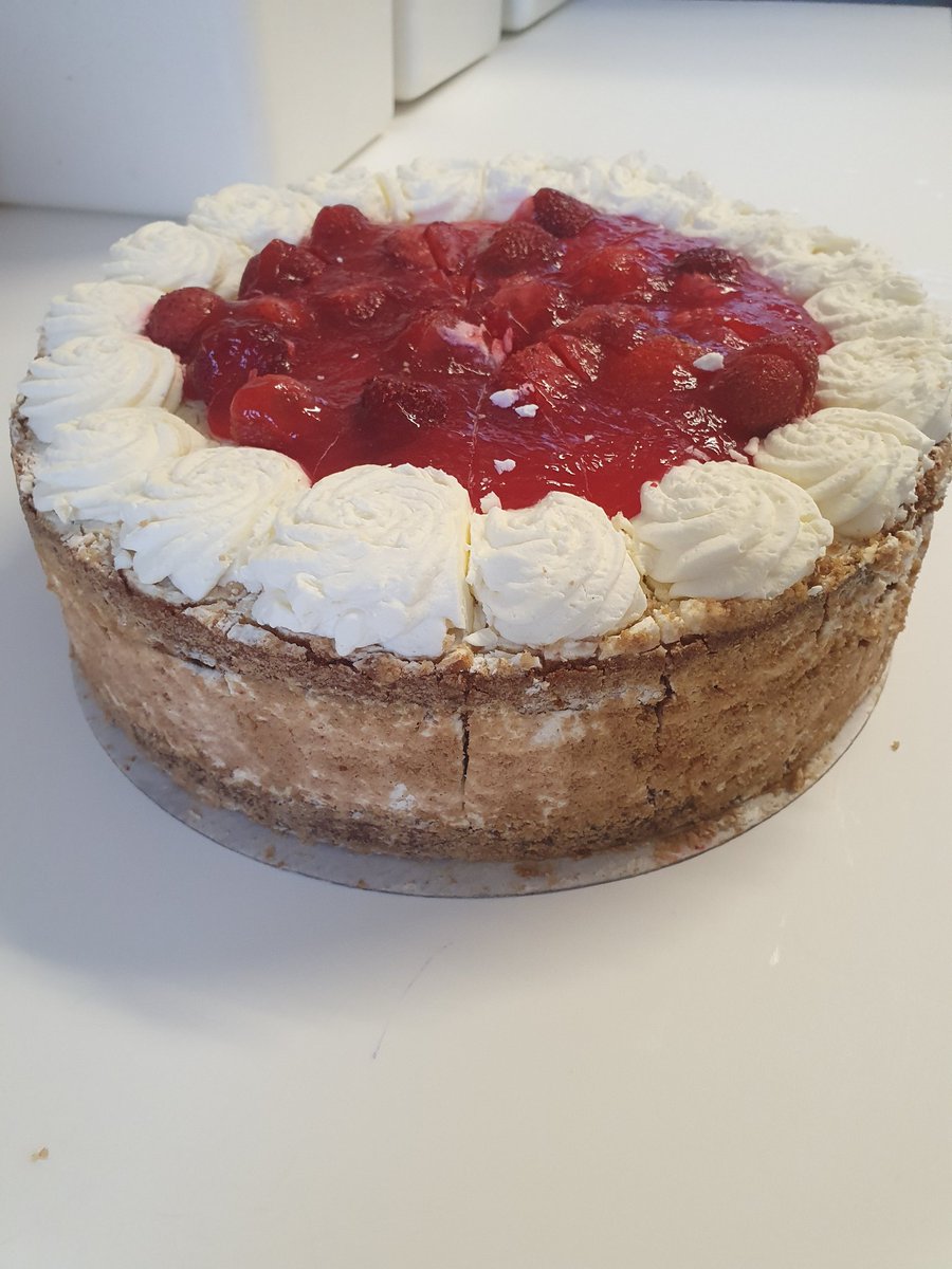 Ward 31 TGICFT (@wtgicft) on Twitter photo Thank you to our catering department for helping us to celebrate one of our patients 75th birthday today #patientexpierience <a href="/Claired72502431/">Claire driver</a> <a href="/CarmoKathryn/">Kathryn carmo</a> <a href="/k_mantron/">Kevin Parker-Evans (He/Him)</a> Thank you to our catering department for helping us to celebrate one of our patients 75th birthday today #patientexpierience <a href="/Claired72502431/">Claire driver</a> <a href="/CarmoKathryn/">Kathryn carmo</a> <a href="/k_mantron/">Kevin Parker-Evans (He/Him)</a>
