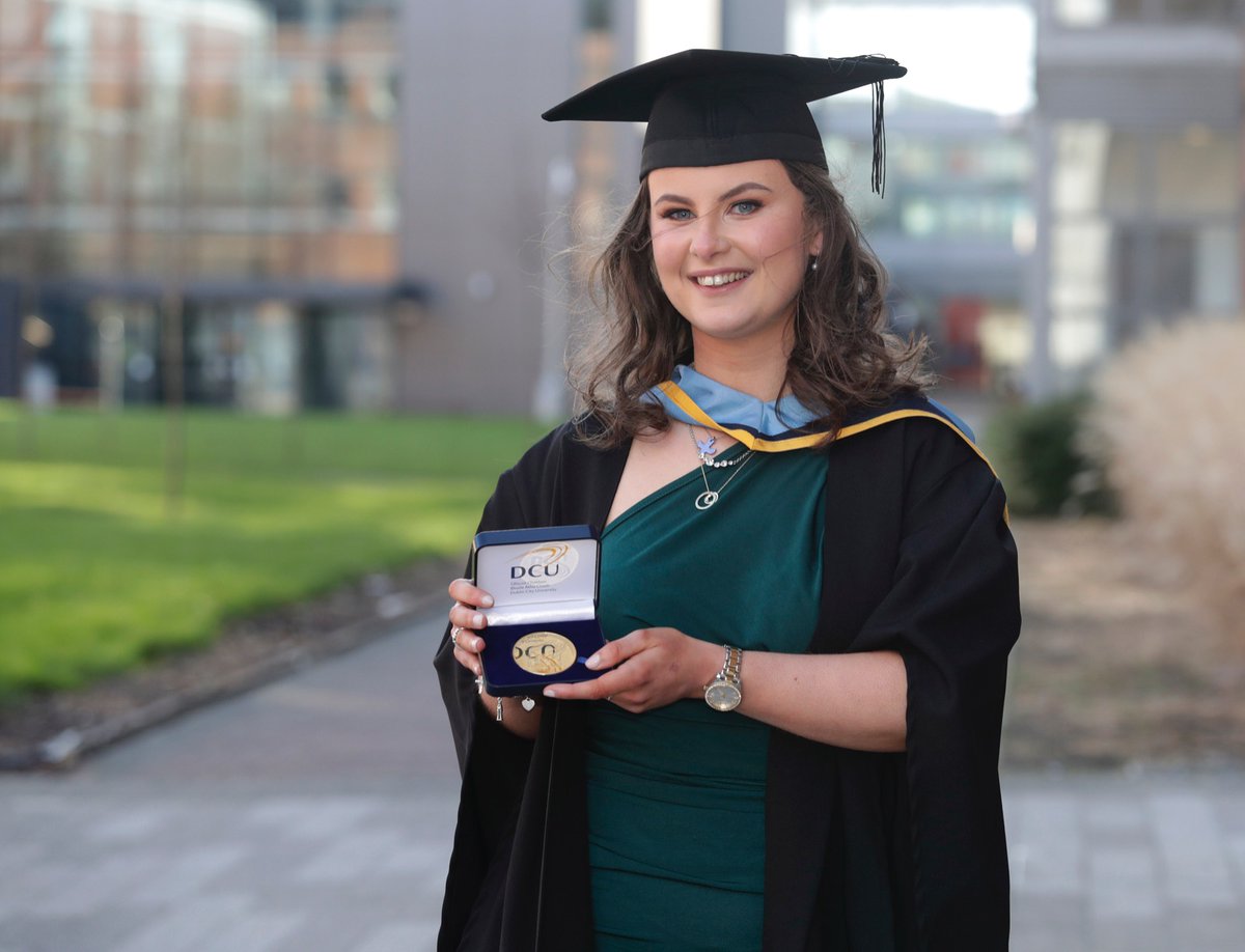 DCU's tweet photo. Outstanding student, inspiring teacher and talented Monaghan musician Tomasina McGinnity has been awarded the prestigious DCU Chancellor’s Medal.
For more, read here: https://t.co/v8LTzX33hX @DCU_IoE #DCUGraduation #DCUClassof2021 https://t.co/3nITj6hx8P