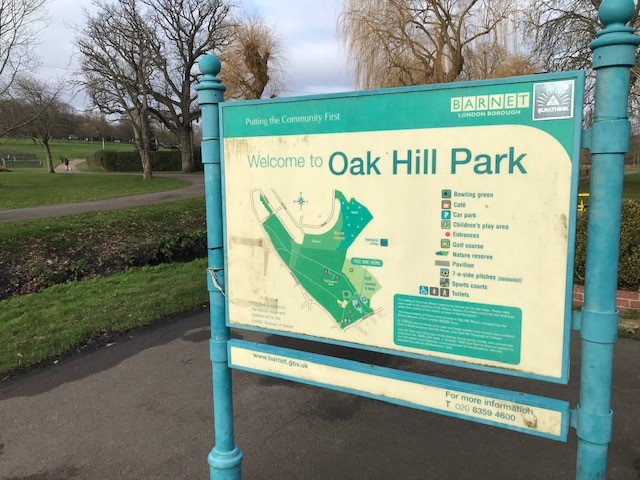 MPSEastBarnet's tweet photo. On 24/02/22 btw 0930-1100hrs #PCSO will be on patrol in Oak Hill Park #EN4 If U want to have a chat, get crime prevention/safety advice #VAWG, or to say hello please don't hesitate to approach. If the weather takes a turn for the worse, find me in the cafรฉ #Letswalkandtalk ๐ฎโโ๏ธ๐ถ https://t.co/lk52hLxunA