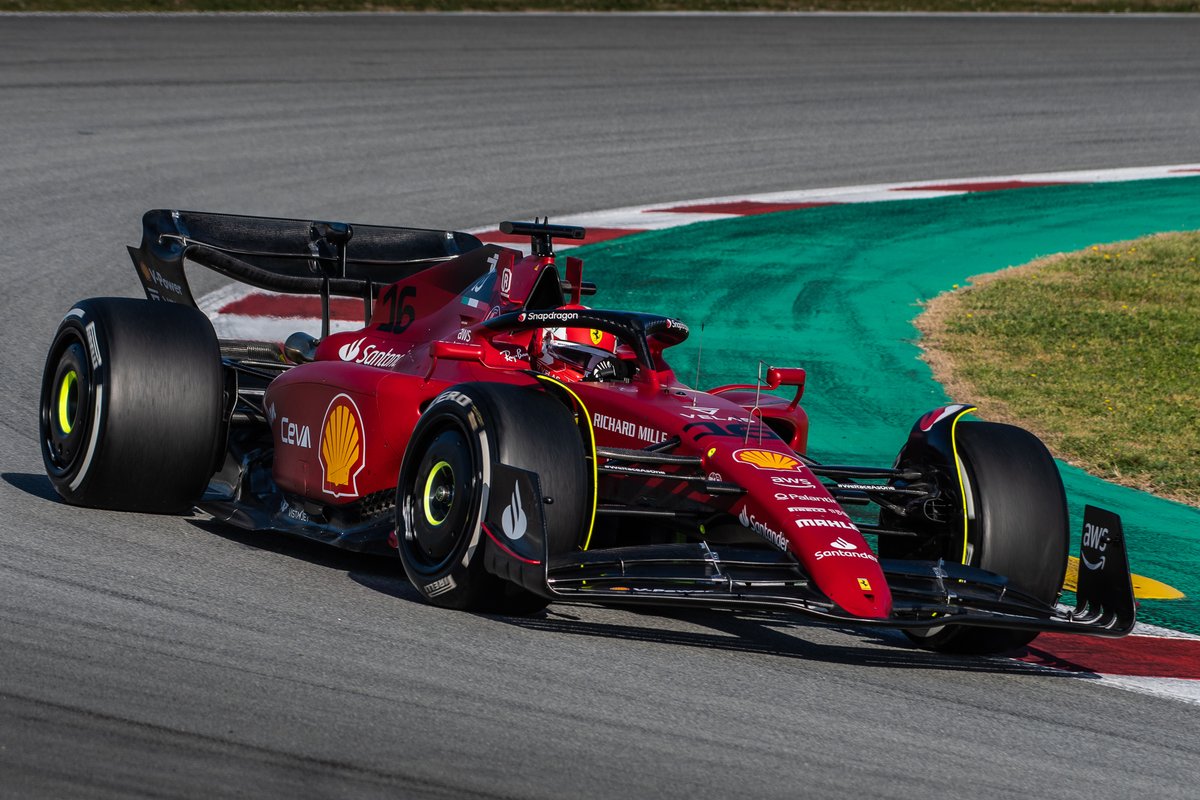 SpazGenev's tweet photo. So, @F1 2022 IS OFFICIALLY ON!
Which one of the cars do you like best?
#backtof1 #f1testing #f1 #spain #barcelona https://t.co/VXjwHcG5U3