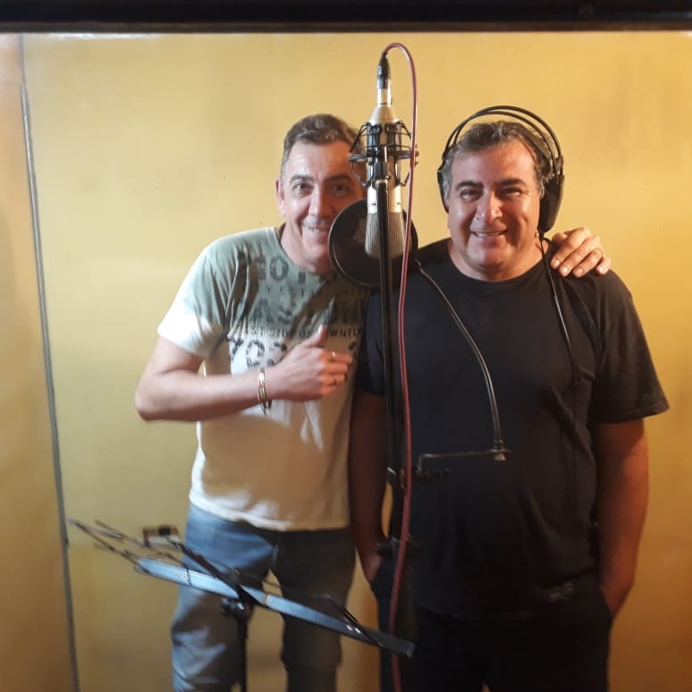 cmlproducciones's tweet photo. #EnriqueTrejo Feat @martinrolangok llego el final de la grabación muy pronto Disponible Versión #cuarteto y Recuerdo https://t.co/N1GY0xdbXH