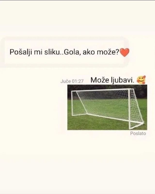 FMSLYAxX0Akw3aS?format=png&name=small