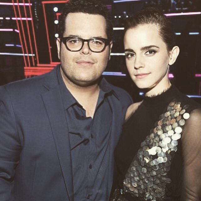 Happy birthday Josh Gad xx 