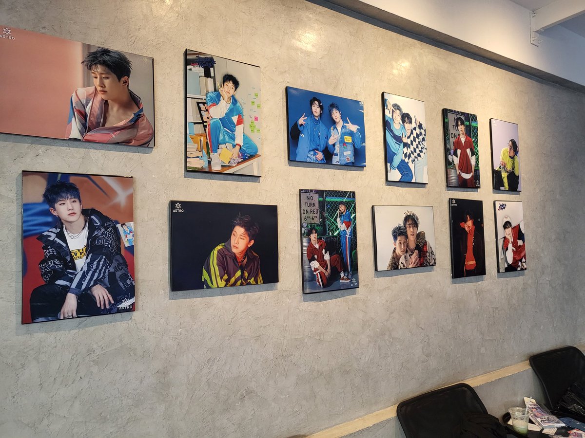 meonji_MJ's tweet photo. ขอบคุณทีมจัดคาเฟ่มากๆเลยนะคะ จัดงานน่ารักมาก มุมถ่ายรูปเยอะมากเลย เสียดายกลับเร็วไปหน่อยเลยอดได้รูปบนกำแพง ปีหน้าที่มีจัดอีกไปแน่นอน #ASTRO_6th_Anniversary 
#Astro6th https://t.co/KR7AOGkpog