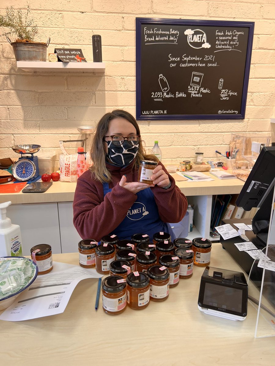 OllysFarm's tweet photo. Dropped off some #wicklow #honey to @planetabray 🐝🍯🍯🍯 https://t.co/3SjG69gr1q
