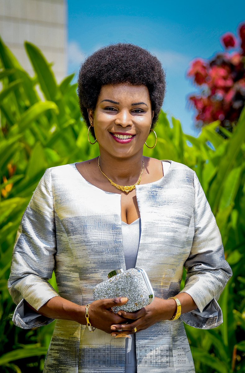 Umuringa Magazine tweet media