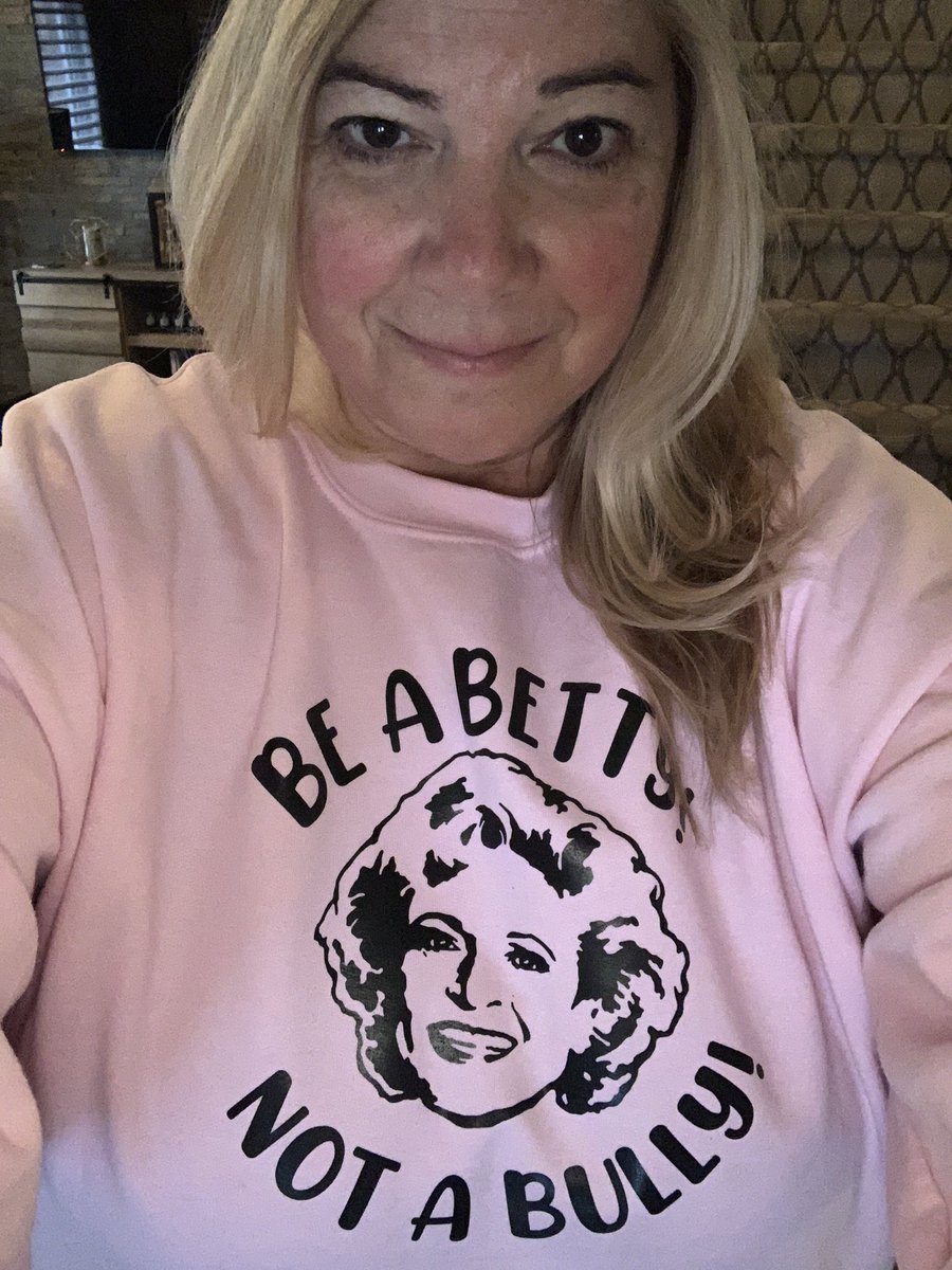 TrusteeAgnew's tweet photo. Don’t be a bully….louder for the people in the back
DON’T BE A BULLY
Kindness does really truly matter. It can honestly save lives. So let’s save some lives together #PinkShirtDay2022 #DoItForDrayke #HCDSBbelonging @HCDSB https://t.co/ZUzdhCliXE