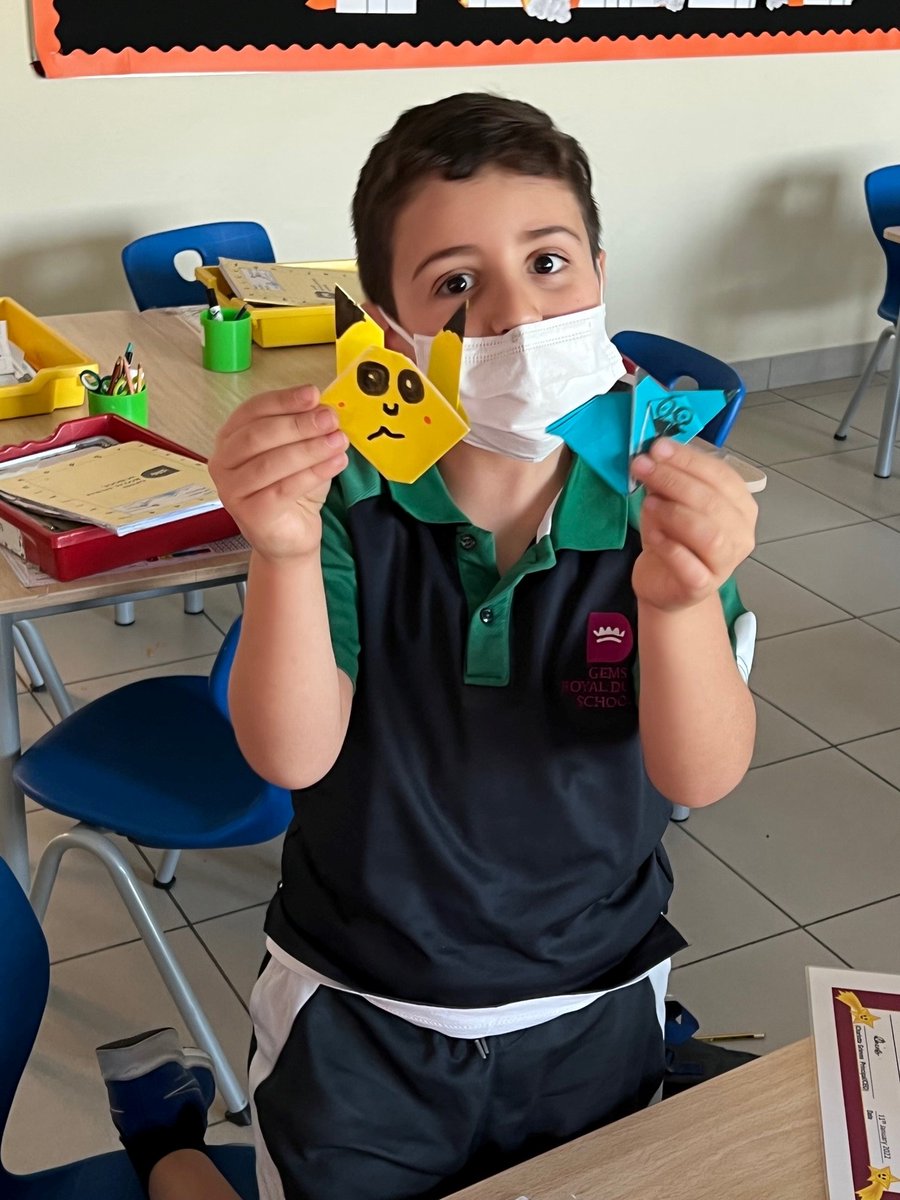 rds_tl's tweet photo. Our HPL superstars demonstrating precision, resilience, risk-taking and imagination today in our Origami extra-curricular activity @HPLedu @GEMSRDS @GEMS_ME @eyre_deborah https://t.co/KEJhxxs3yK