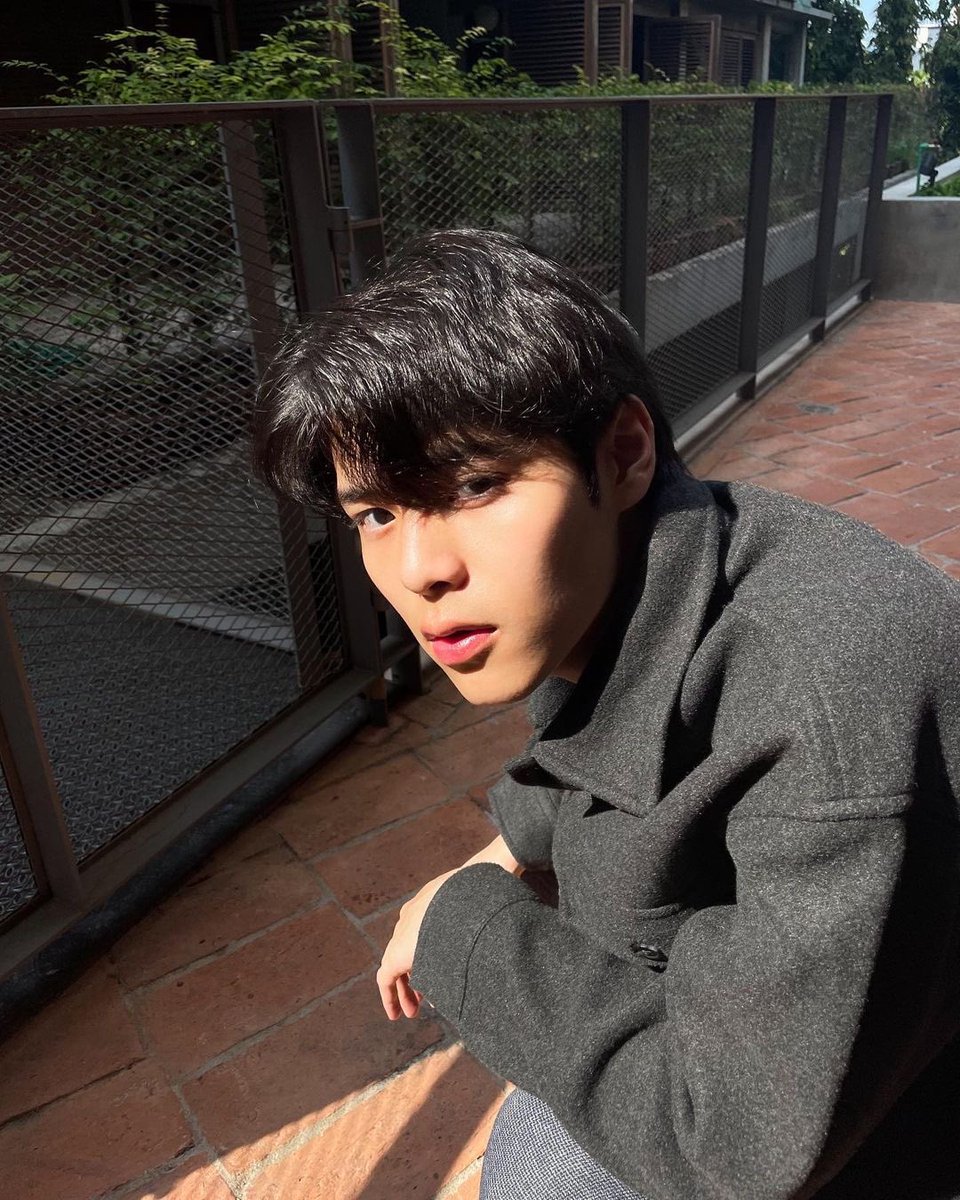 PoonOfficialFC's tweet photo. หล่อละลาย 🔥

IG update : poon_mit12

📍 https://t.co/0Pc0A3x80o

@poon_mit12
#poon_mit12 
#ปูนปูนคนอ��อง 
#Atime26 
#OurDaysรักได้ไหมนายไม่ยิ้ม https://t.co/NqChGIyeoJ