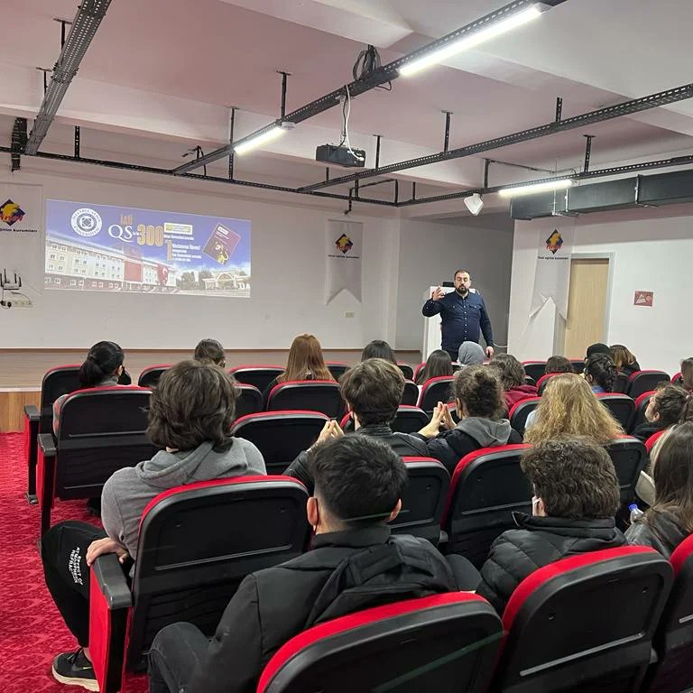selimemrear's tweet photo. Günün 5. ve son etkinliği...

Ünye Final Fen ve Anadolu Lisesi

@iautanitim @yildiraysolug https://t.co/3ExjZlRb2Q