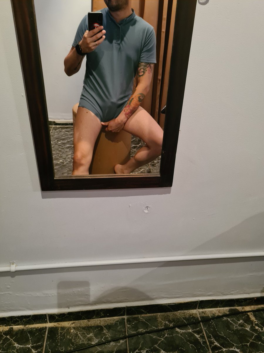 Jonathan tweet media