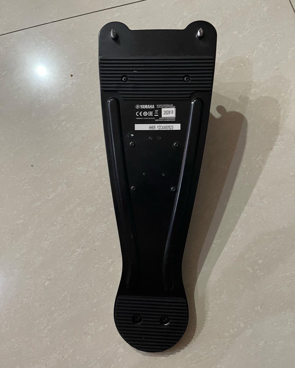 Yamaha dtx hh65 hihat controller like new
harga : 550rb
call/wa : 082174262424
<a href="/DrumBagus/">@DrumBagus</a>