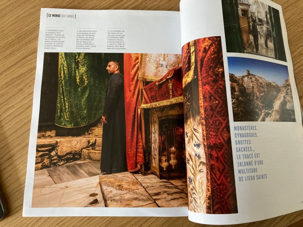 salomeparent's tweet photo. Dans le @GEOfr, 16 pages à lire sur le sentier d'Abraham qui traverse la Cisjordanie du nord au sud, où les randonneurs découvrent tout à la fois la beauté des paysages, les traditions palestiniennes et la réalité de l'occupation. Notre reportage avec @LaurePlayoust à la 📸 https://t.co/EyBtc02cu0