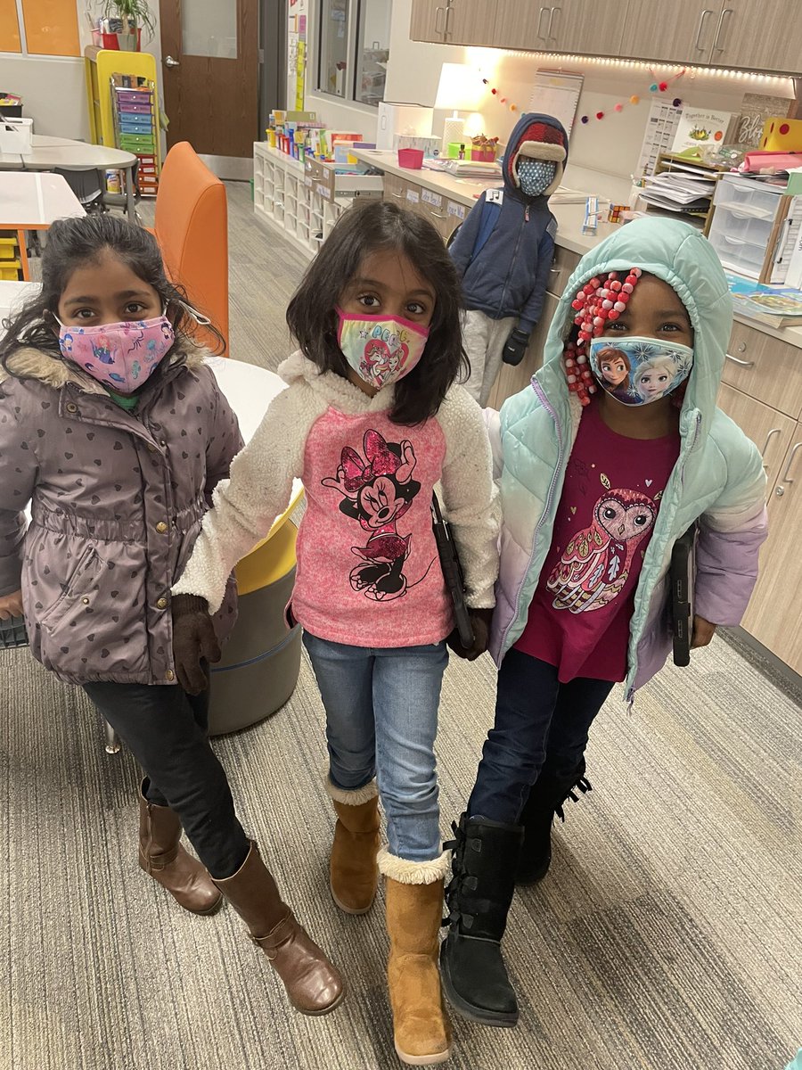 mssarahgooding's tweet photo. Check out these girls who are rocking boots on this cold icy day! #readyforsnow #CREcoyotes https://t.co/p53ZNVroH7