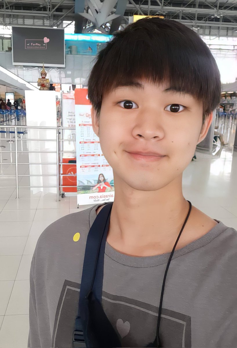 ผักกาด..ผักกาด ตามหาคนหาย หายไปไหนไม่รู้ หรือว่าหายมาอยู่ในใจมอนะ😝
#phuwaritt 
#ลักยิ้มของภู 
#STMDthailand 
#morphupic