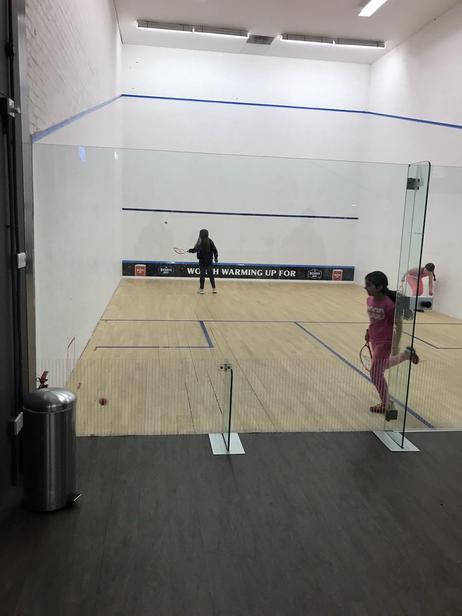 ASGHillpark's tweet photo. A fantastic first week of lunchtime squash @MerryleePS 👍🏻🏃🏻🏃‍♀️ a great opportunity to try something new 👏🏻 big thanks to Matt @squashcollectv and @newlandssquash for having us at the centre for the club 😁 @PEPASSGlasgow @AllanMcKay93 @Scottish_Squash https://t.co/nQX3LKcfYS