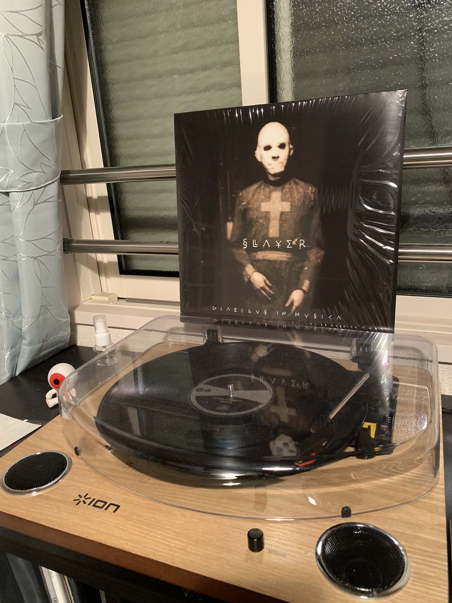 KandarivasT's tweet photo. 今日も良いの買った😆
#SteveStevence
#masonna
#violentonsengeisha
#slayer https://t.co/0nhVa5aQAT