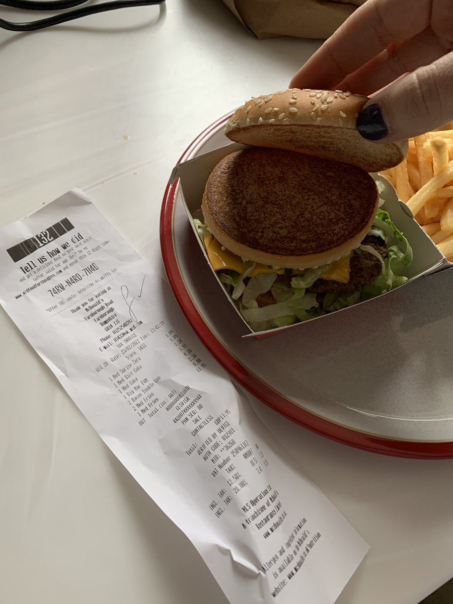 KatieJansons's tweet photo. The @McDonalds diet… where they only give you half your burger! Not so Big Mac and not so double bacon cheeseburger! https://t.co/95FdDdALwI