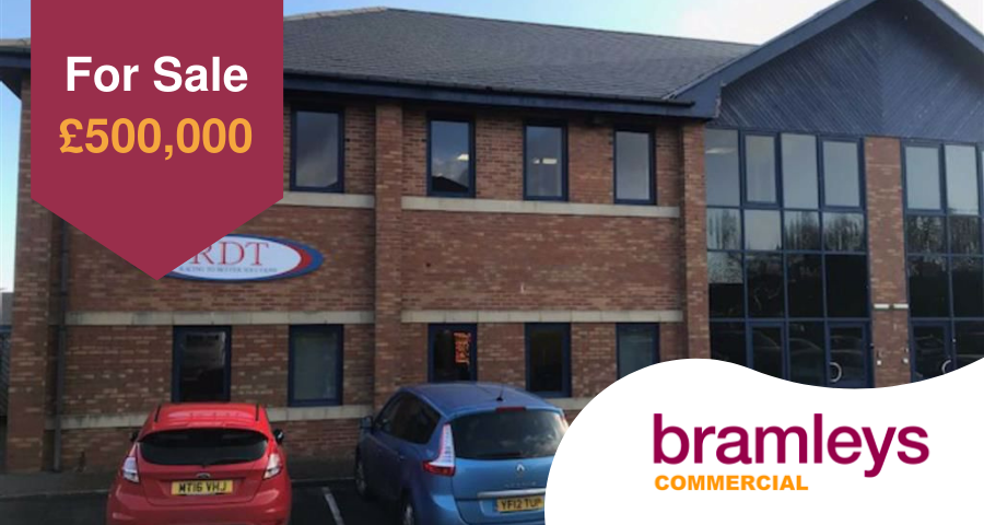 📣 Office For Sale
📍£500,000

This #Huddersfield property comprises a semi-detached two-storey pavilion style office building with a single ground-level entrance door with a staircase core having ground and first-floor WCs.

➡️  bit.ly/3JNps65