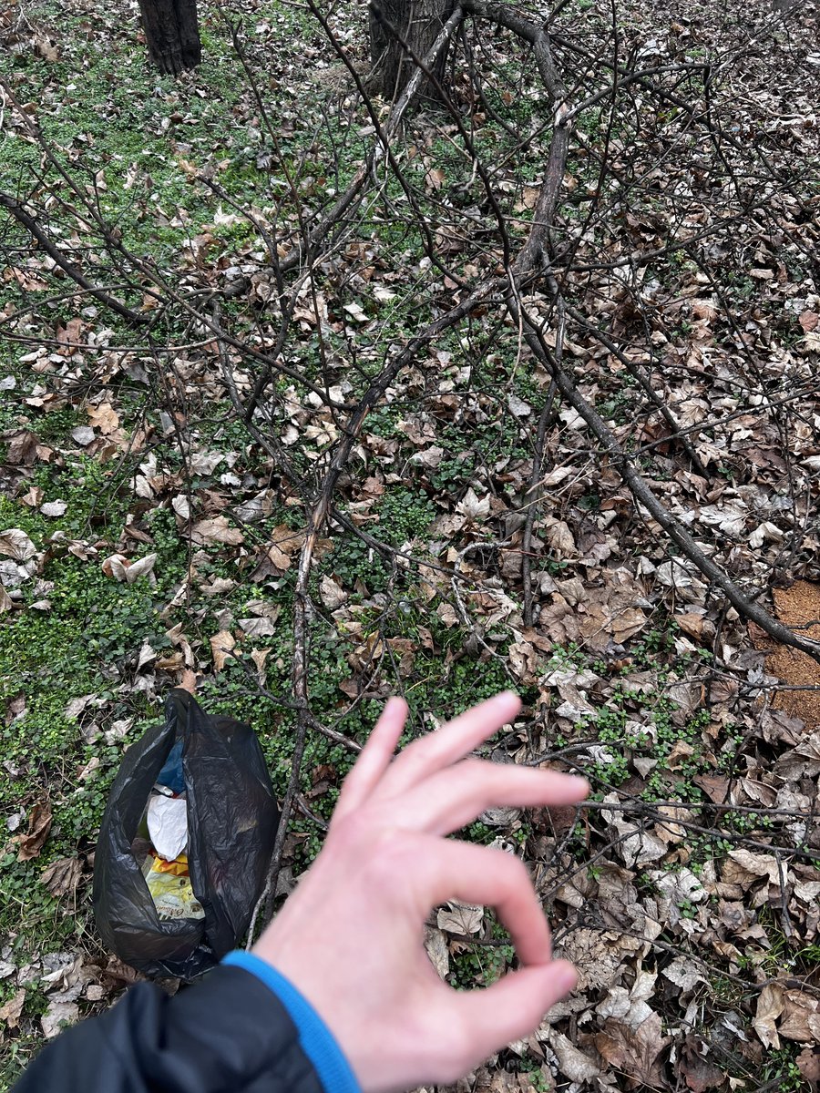 ItRemains_World's tweet photo. Screw WL grinding, we do it different!

Clean a polluted spot in the nature, show us before and after photo with the special @ItRemainsNFT hand gesture below and you will get a WL. 

That's it that's all. 

It Remains... fiction or prediction? 🟡

#NFTCommunity #NFT https://t.co/wJQDTQbQ6e