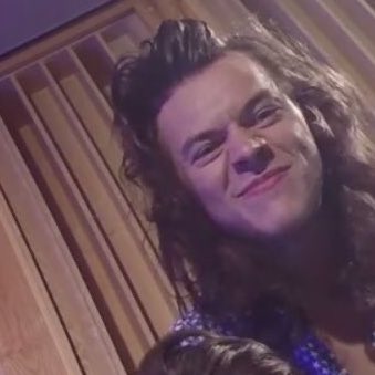 lhhcomfort's tweet photo. Harry Styles is the most adorable person in the world! https://t.co/O6yBlZt37M