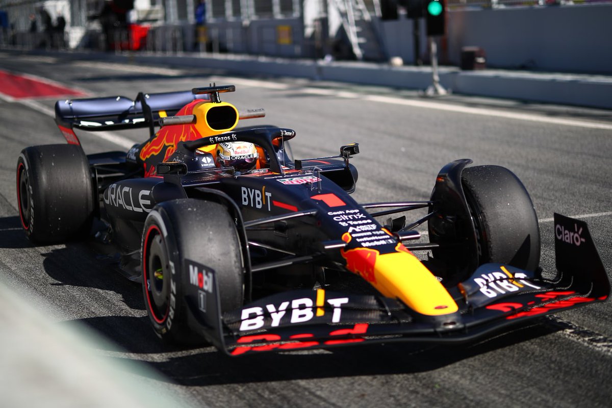 berrageiz's tweet photo. #F1 #FUnoAT #F1Testing 

#RedBullRB18 👀😍 https://t.co/bZW9SHvZh9