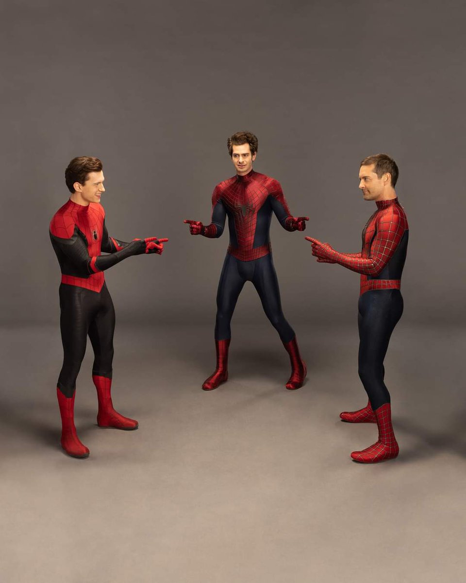 La foto que no sabías que necesitabas ver🕷️🕷️🕷️
Por cierto, #SpiderManNoWayHome llega a digital el 22 de marzo, en 4K UHD y Blu-ray el 12 de abril.