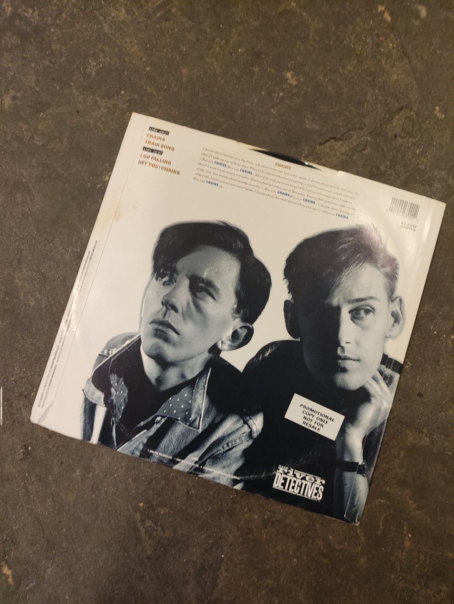 thebeatcroft's tweet photo. Digging out some old 12-inch B-sides for Friday's Beatcroft Social on https://t.co/3RVhY1pMHW #riverdetectives #vinyl https://t.co/jS27paSYyN