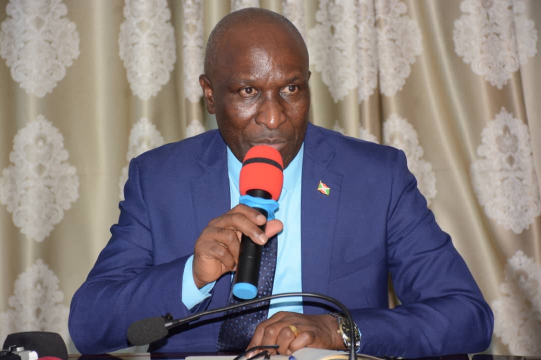 Umuringa Magazine tweet media