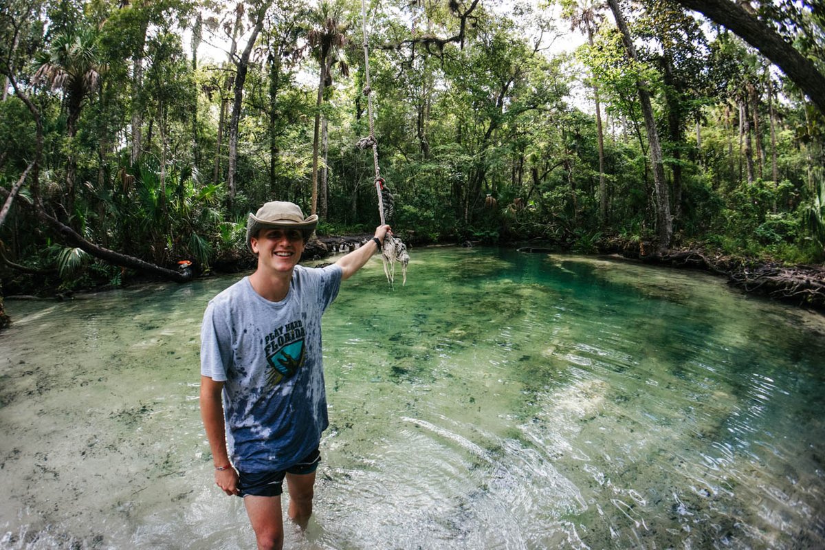 PlayHardFlorida's tweet photo. We are already ready to swing into the weekend!
📍Chassahowtizka River https://t.co/TdBJy68gwU