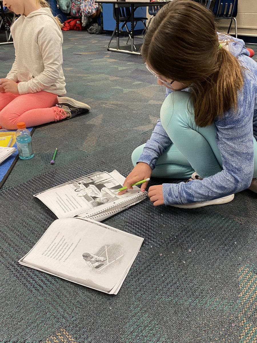 MrsSharpGr3's tweet photo. Today, we are analyzing the main characters in the book, “Each Kindness.” The kiddos are finding evidence to support their big, bold opinions about the characters. This story definitely pulled on our heart strings! https://t.co/mKYiq5Bw7B