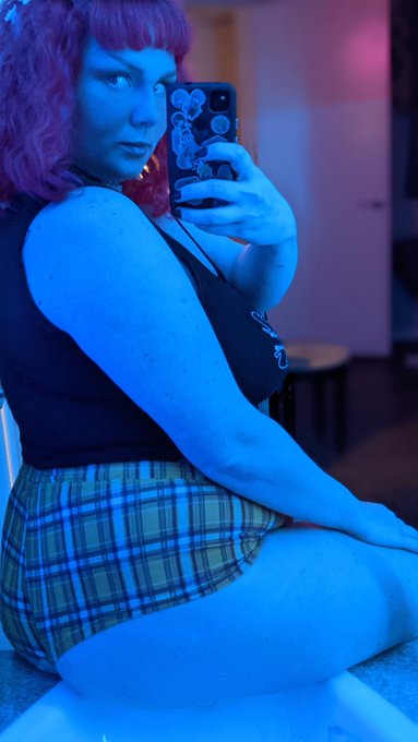 Finally off for a week 🥰❤️ https://t.co/HsqgXkDOAr<a href="/tag/bbw"class="tags"><span>#bbw</span></a><a href="/tag/alt"class="tags"><span>#alt</span></a><a href="/tag/of"class="tags"><span>#of</span></a><a href="/tag/altgirl"class="tags"><span>#altgirl</span></a><a href="/tag/nsfw"class="tags"><span>#nsfw</span></a><a href="/tag/palegirl"class="tags"><span>#palegirl</span></a><a href="/tag/thickwoman"class="tags"><span>#thickwoman</span></a>