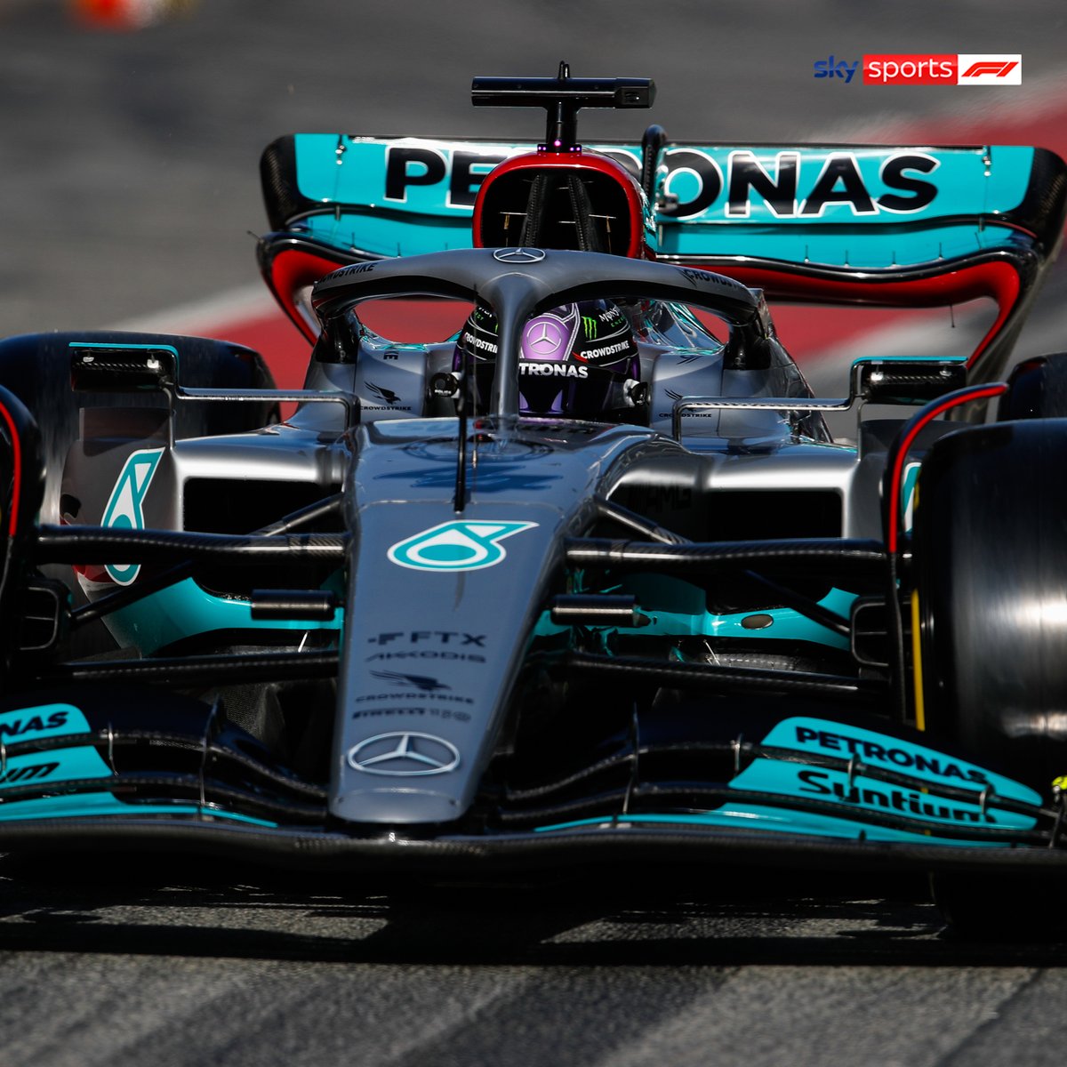 SkySportsF1's tweet photo. Lewis Hamilton getting out on track with his new 2022 Mercedes 🤩 https://t.co/Zzuapch9vd