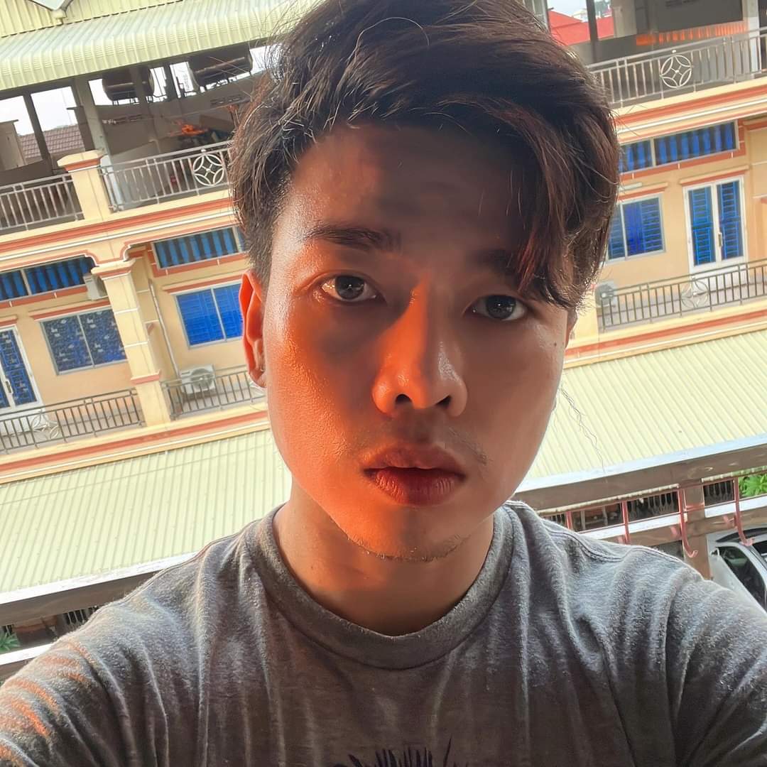 Vichet_Chet's tweet photo. #NewProfilePic https://t.co/QDXL4p10x8