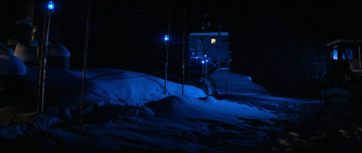 #TheThingAmbience  ''Cause when I left yesterday I turned the lights off ...'    

#TheThing #Horror #SciFi #horrorfam #monsterfam #HorrorMovies #HorrorCommunity  #JohnCarpenter #DeanCundey