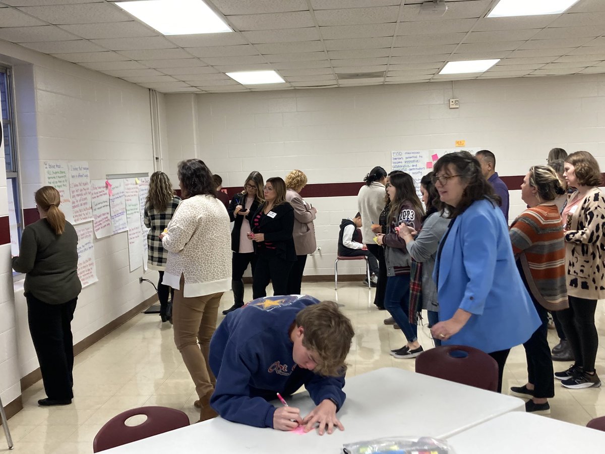 DrRhondaWade's tweet photo. Starting our 2nd day of our learning design work reflecting on our progress on creating our Call to Action and Learner Profile. @FloresvilleISD #engage2learn https://t.co/F7LUw5xrT5