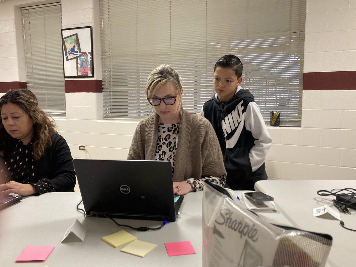 DrRhondaWade's tweet photo. Starting our 2nd day of our learning design work reflecting on our progress on creating our Call to Action and Learner Profile. @FloresvilleISD #engage2learn https://t.co/F7LUw5xrT5